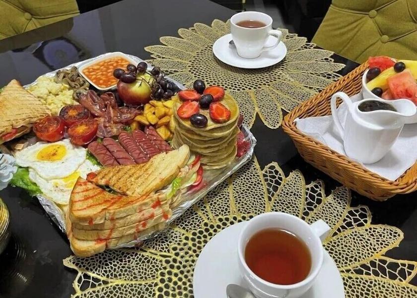Kano Kano Breakfast meal