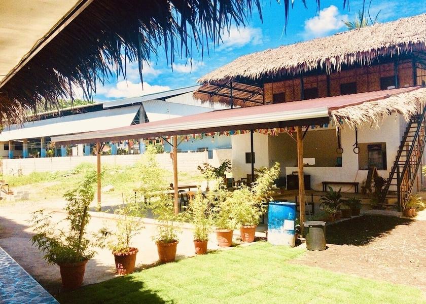 Central Visayas Moalboal Exterior