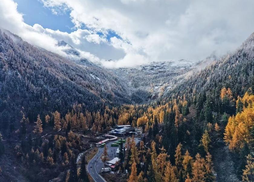 Sichuan Ngawa Autonomous View from property
