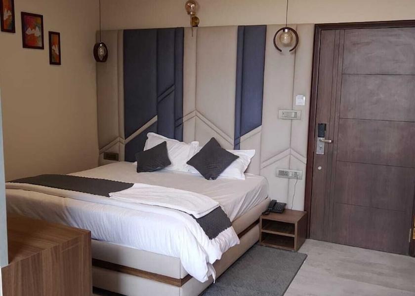 Rajasthan Sikar Room