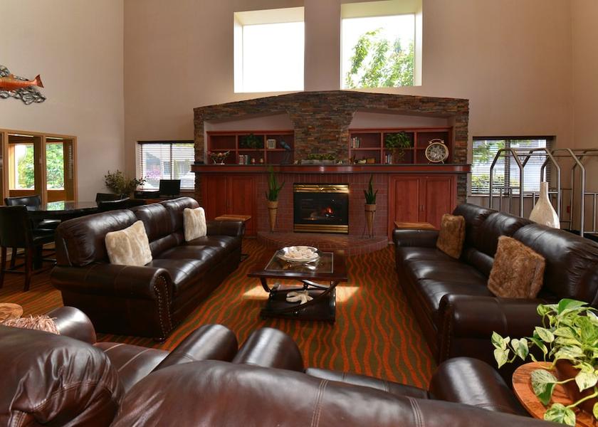 Oregon Garibaldi Lobby sitting area