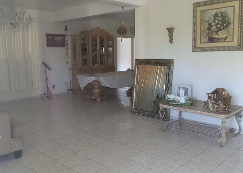  Arecibo Living area