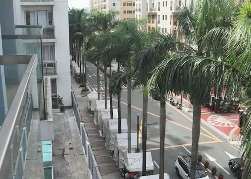  Pasay Front of property