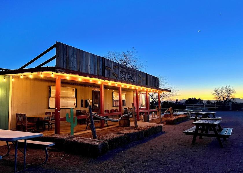 Nevada Pahrump Outdoor dining