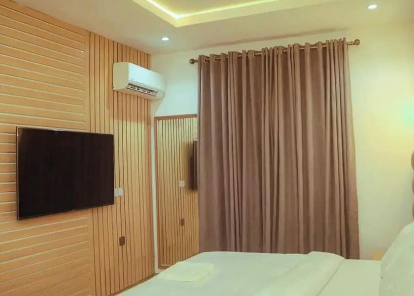 Cross River Calabar Room