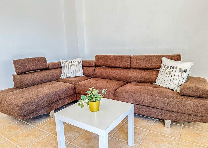  Mayagüez Interior detail