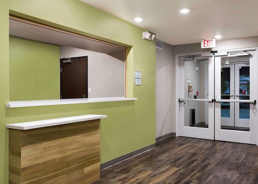 Tennessee Cleveland Lobby