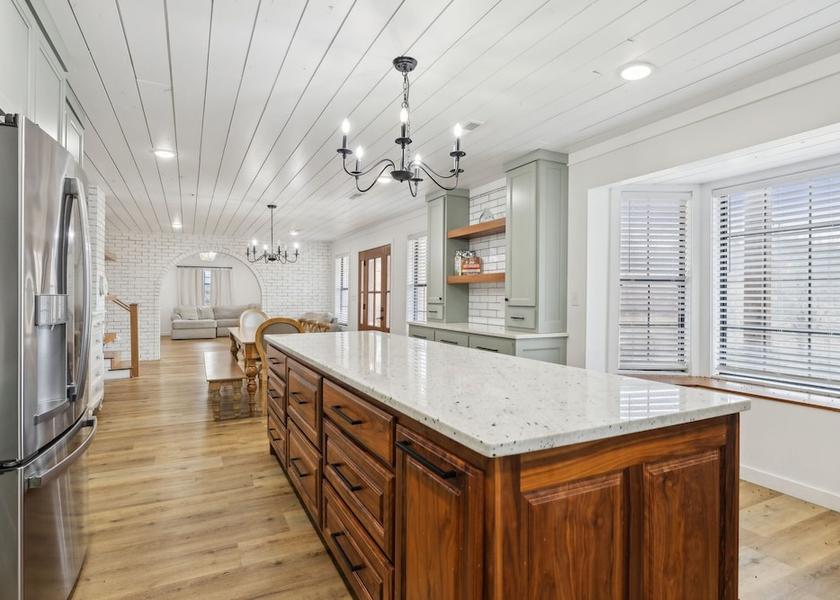 Tennessee Lawrenceburg Interior