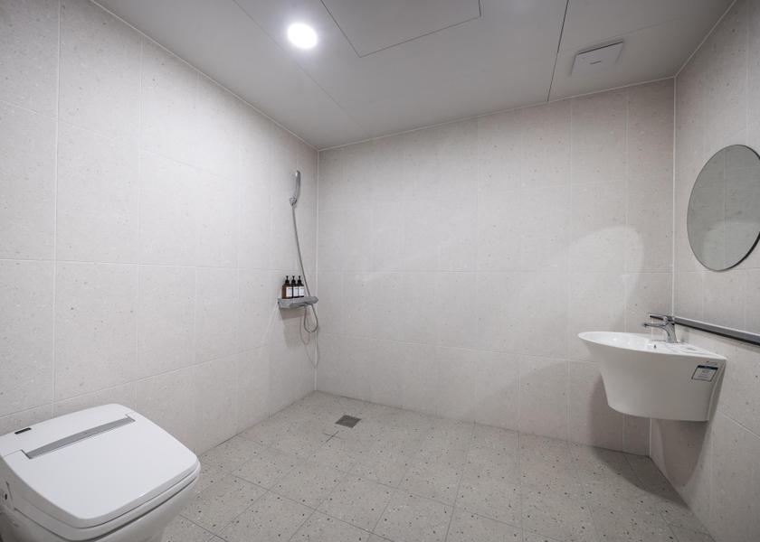 Jeonbuk Iksan High-end PC room - 1PC (breakfast, 4-star hotel bedding, large smart TV, 1PC)