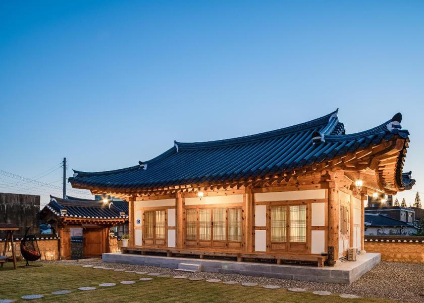 Jeonbuk Iksan 