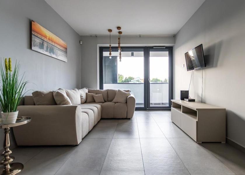 Shared lounge/TV area