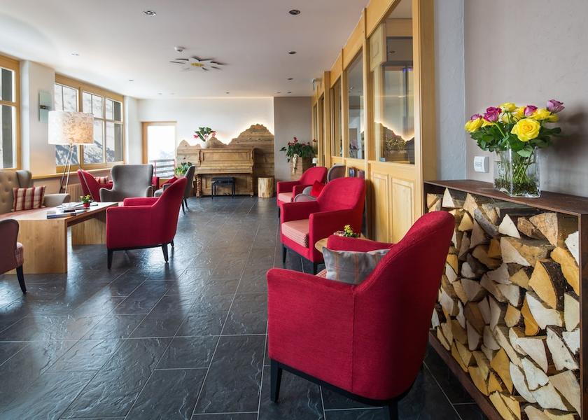 Canton of Bern Lauterbrunnen Lobby sitting area