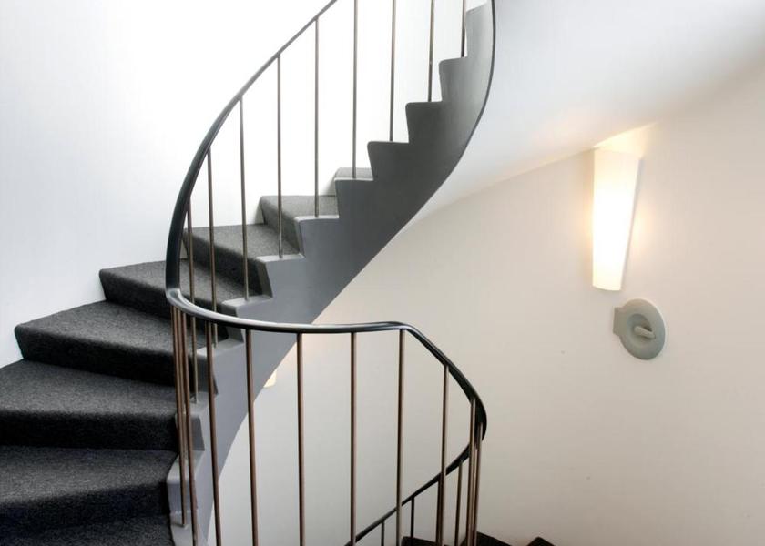 Eastern Region Eidar Exterior view