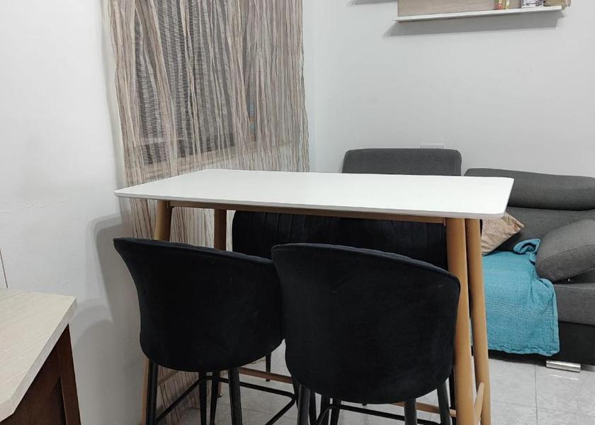 Shared lounge/TV area