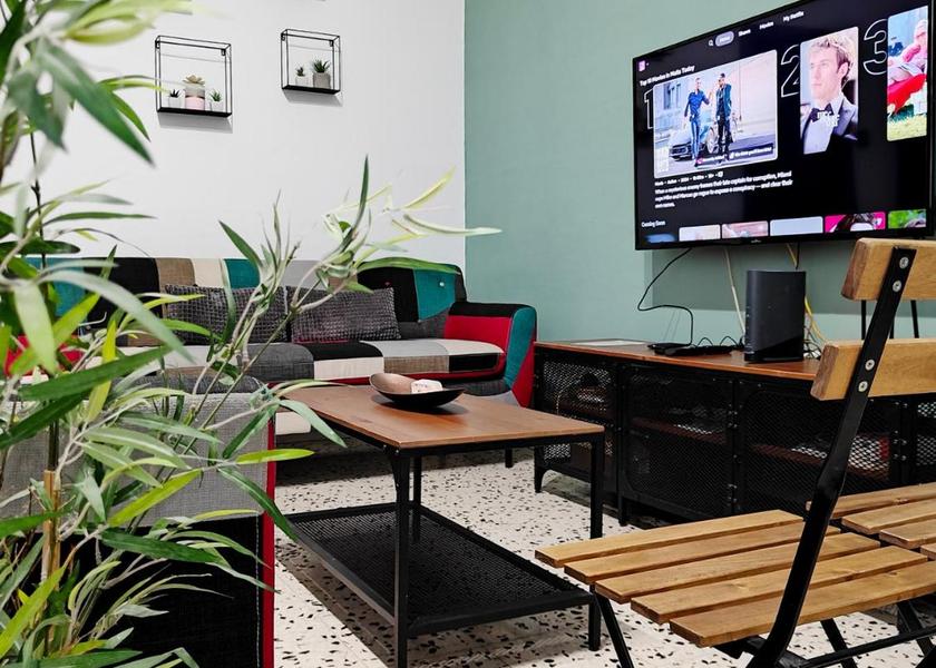 Central Region Pieta Shared lounge/TV area