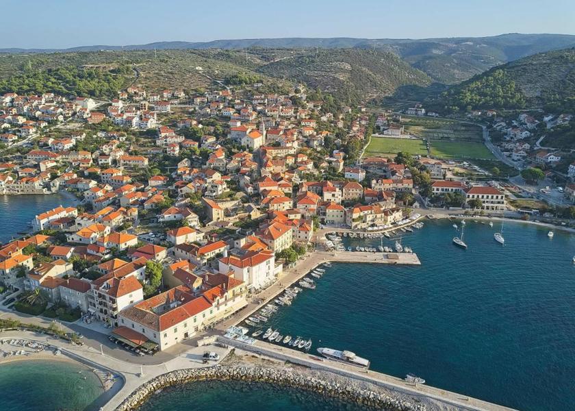 Split-Dalmatia Postira Exterior view