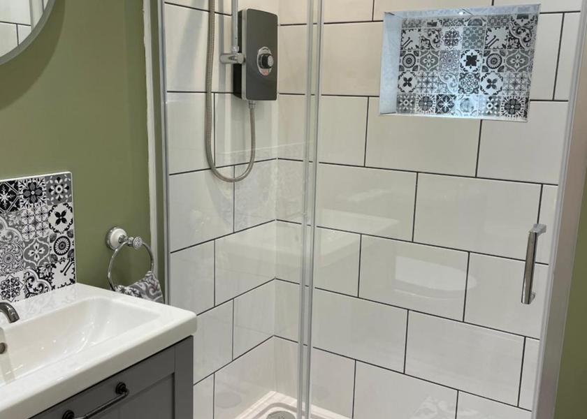 England Dursley Shower