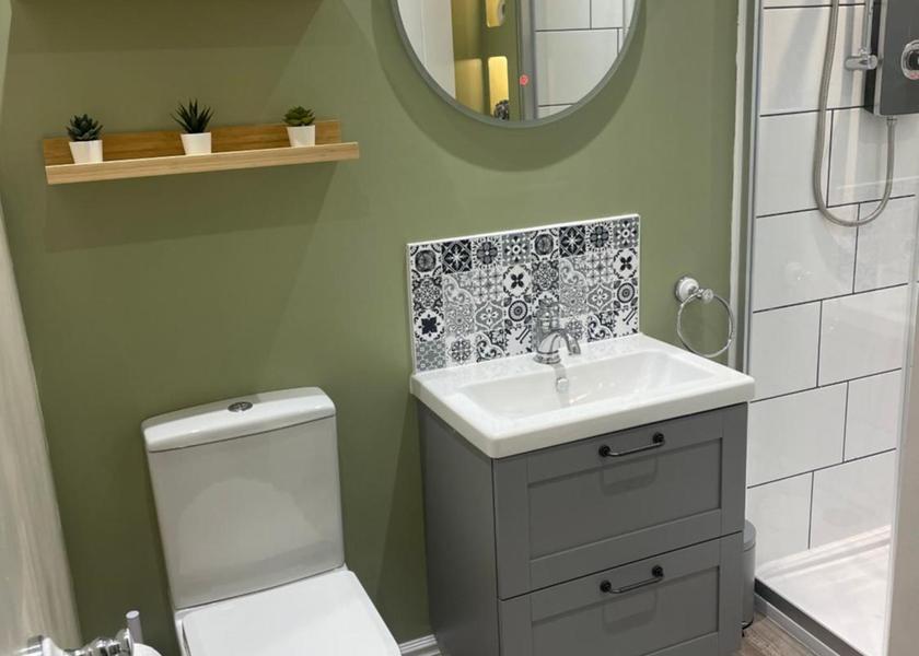 England Dursley Bathroom