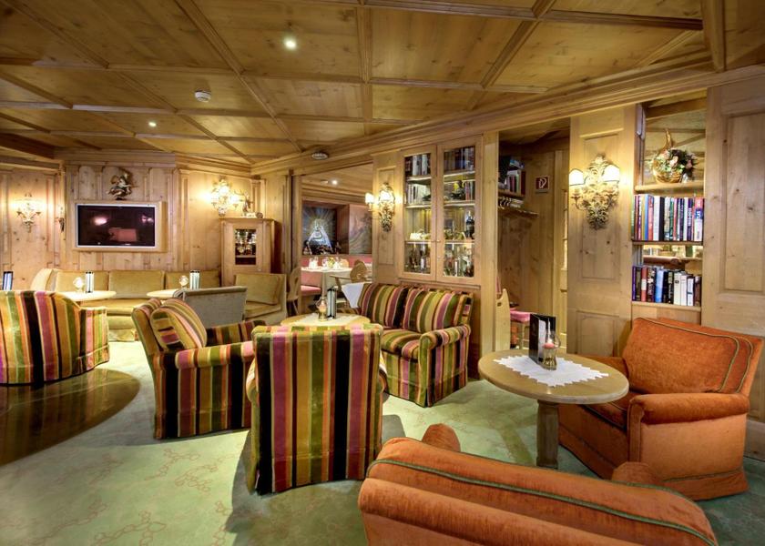 Salzburg State Saalbach-Hinterglemm Bar/lounge