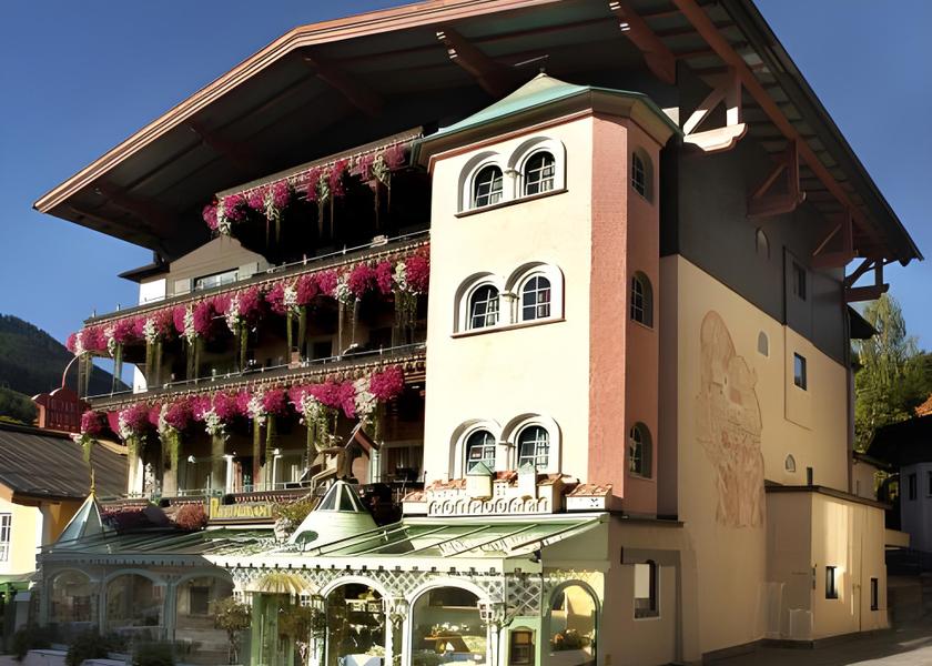 Salzburg State Saalbach-Hinterglemm Exterior view