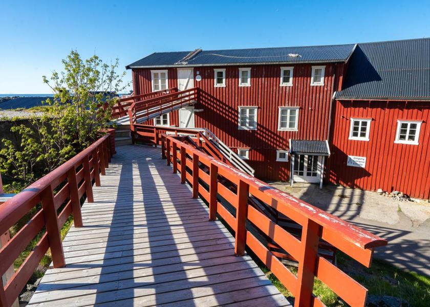 Nordland Moskenes Hotel Exterior