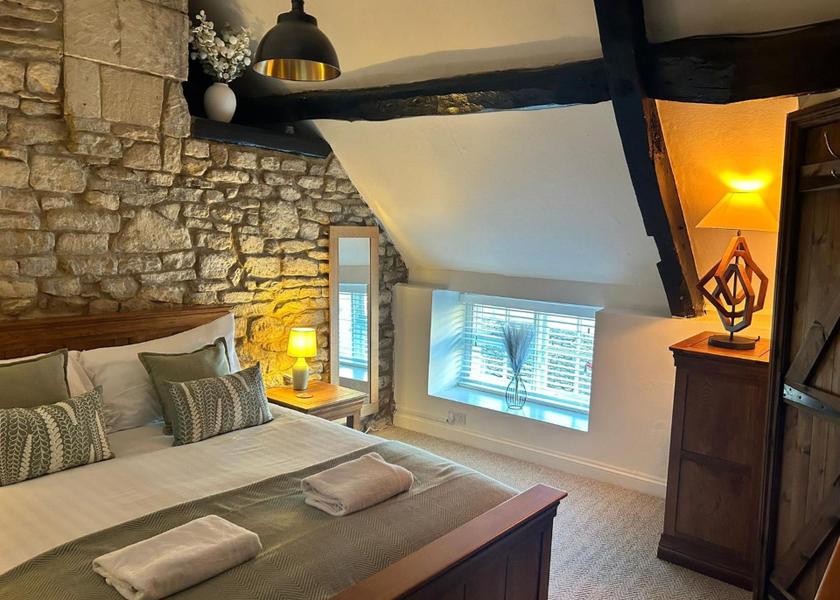 England Burford Two-Bedroom Cottage