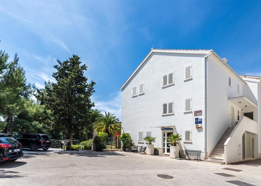 Split-Dalmatia Podstrana Exterior view