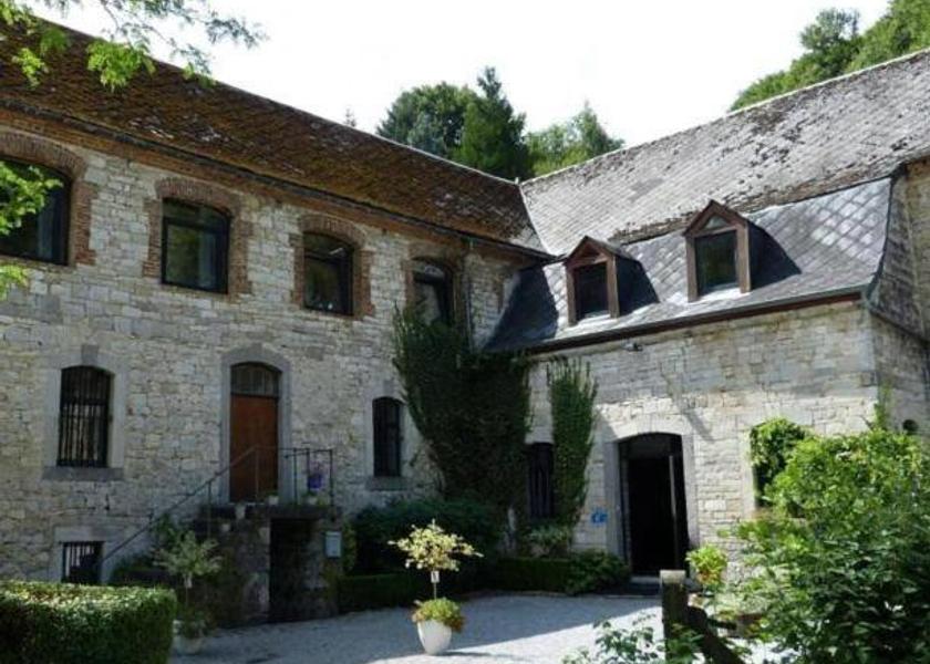 Walloon Region Assesse Exterior view