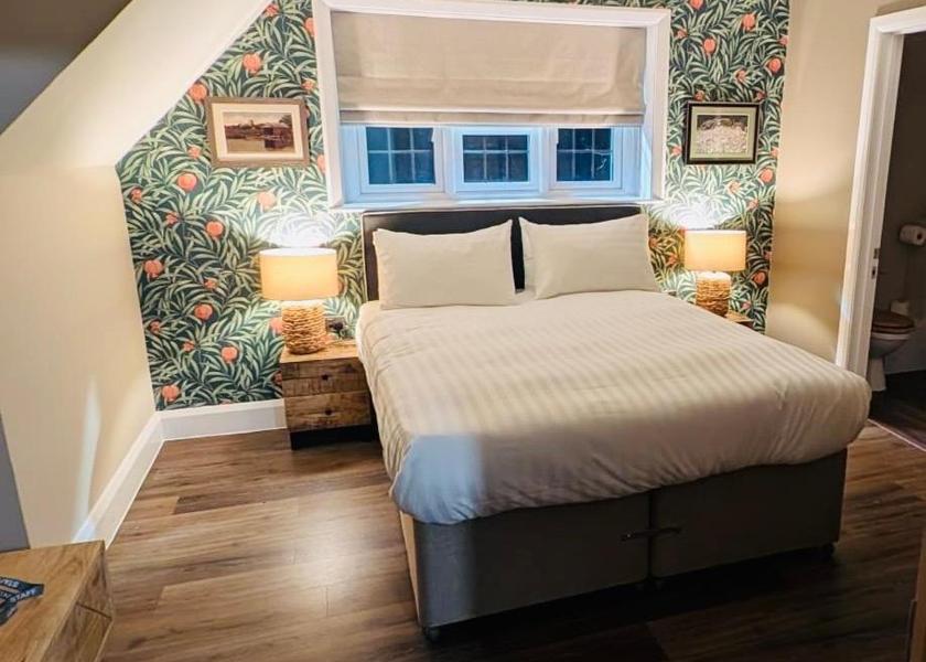 England Fordingbridge Suite