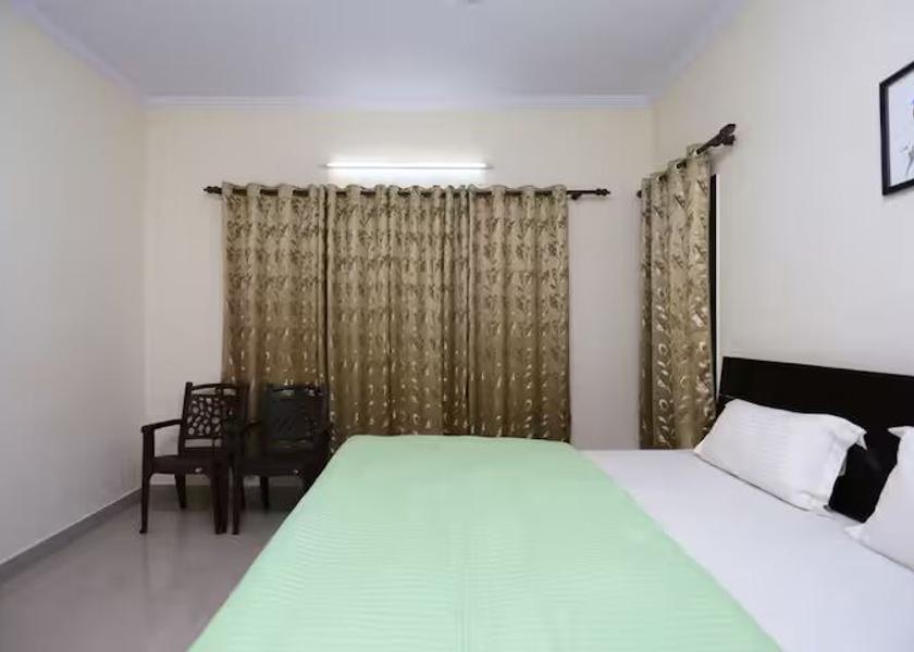 Uttarakhand Bhimtal Room