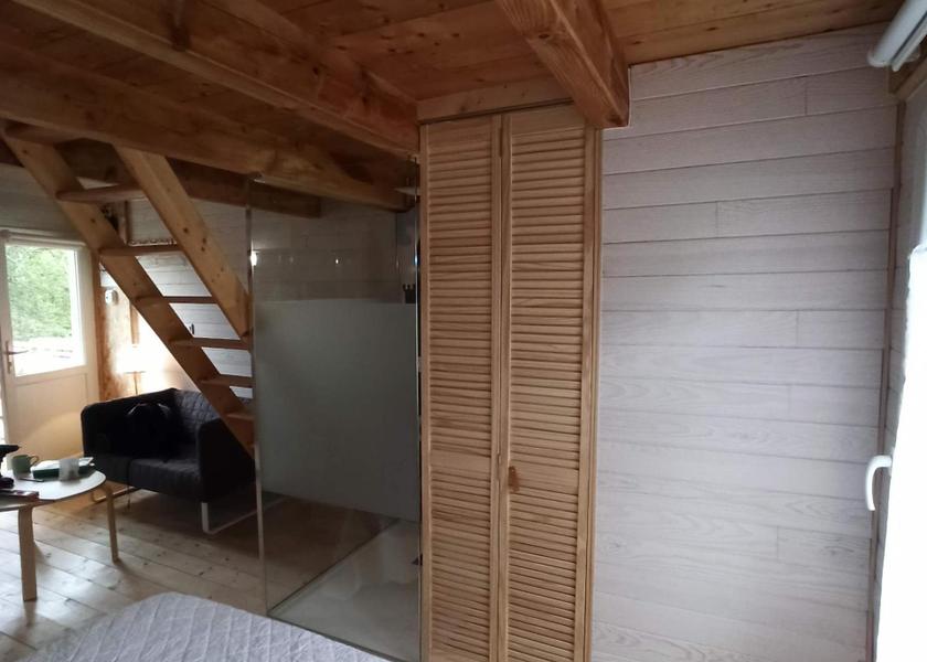 Grand Est Contrexéville Bathroom