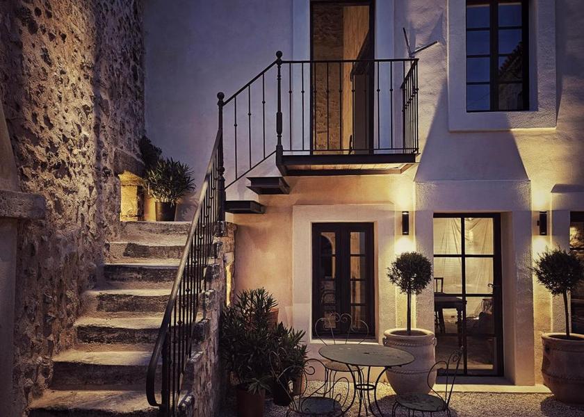 Provence-Alpes-Côte d'Azur Mouries 