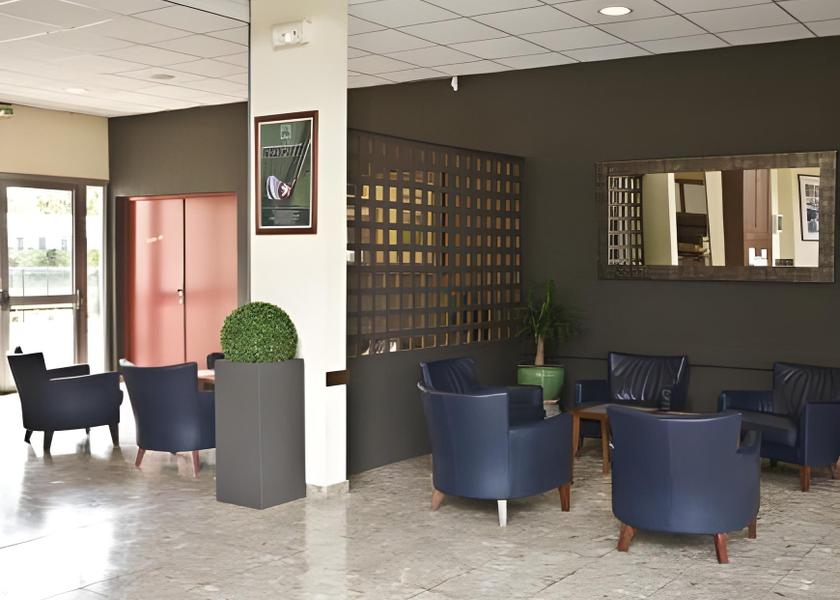 Brittany Ploemel Lobby