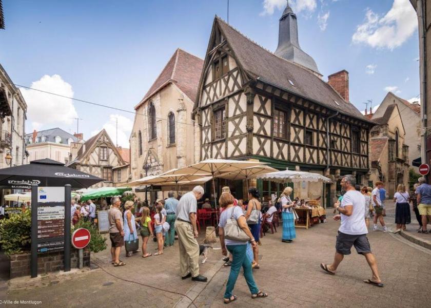 Auvergne-Rhône-Alpes Montlucon 