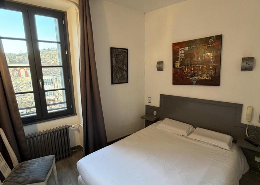 Occitanie Cahors Double Room with Private Bathroom