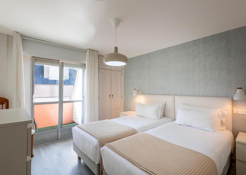 Galicia Sanxenxo Two-Bedroom Apartment with Balcony