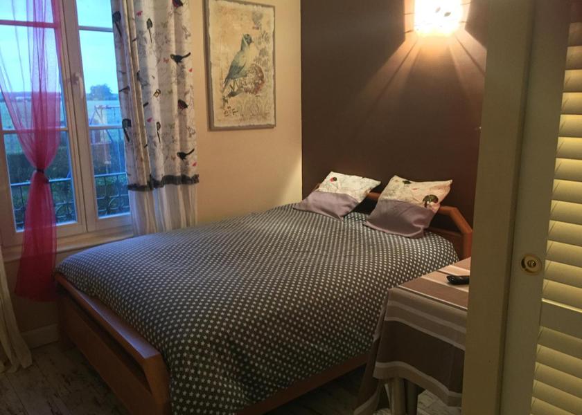 Île-de-France Magny-les-Hameaux Double Room with Private Bathroom