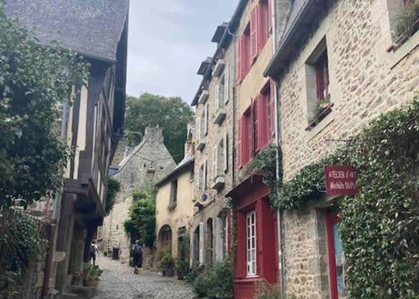 Brittany Dinan Nearby attraction