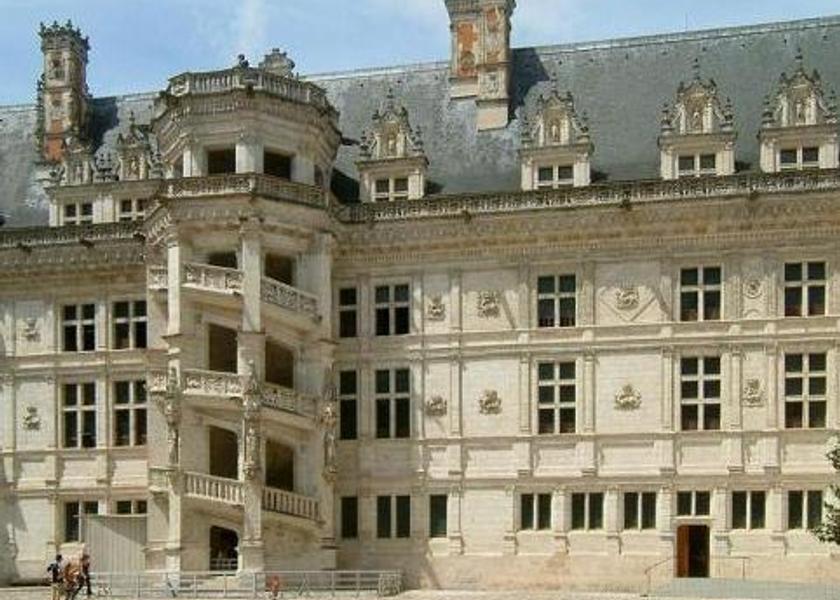 Centre-Loire Valley Blois Surrounding environment