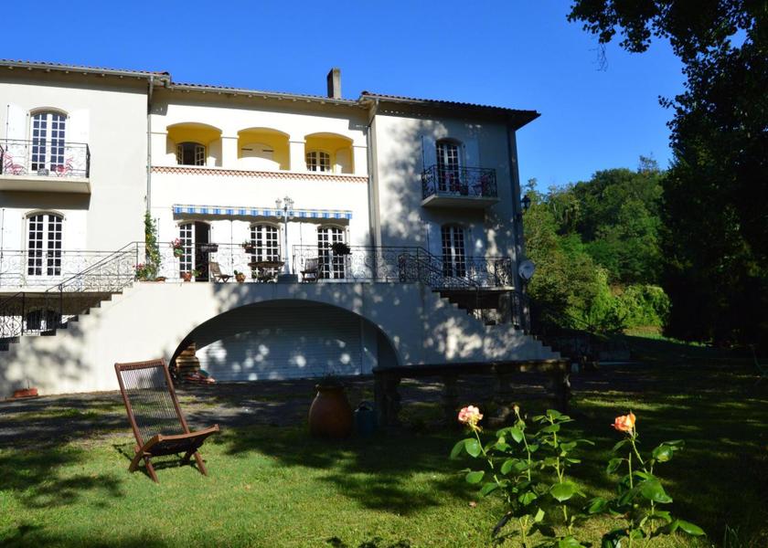 Occitanie Arnaud-Guilhem Exterior view