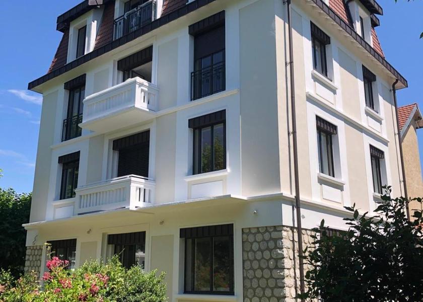 Auvergne-Rhône-Alpes Aix-les-Bains Exterior view