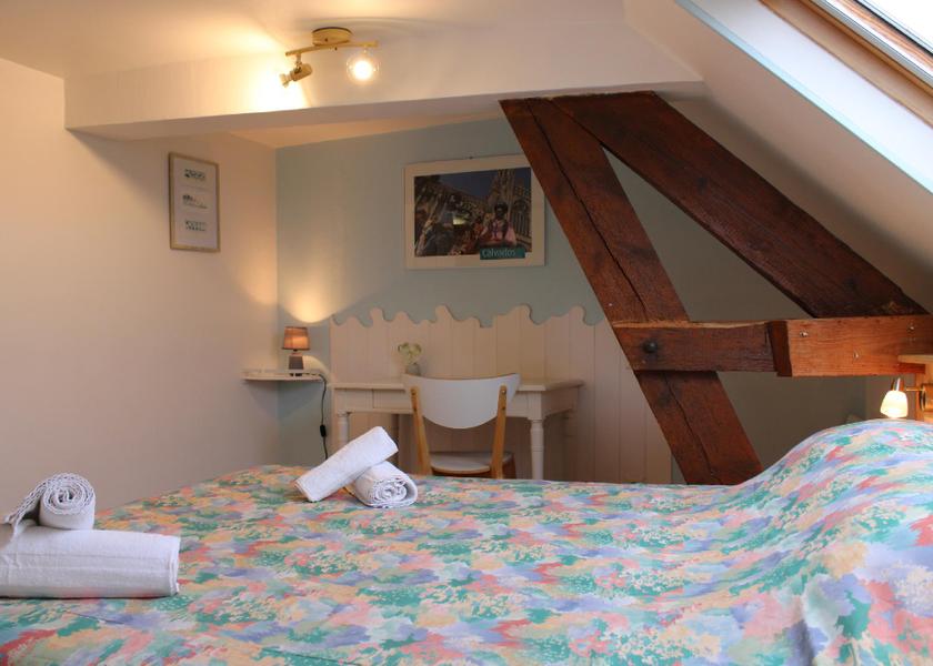 Normandy Grandcamp-Maisy Gte-Confort-Salle de bain prive spare-Vue sur Jardin