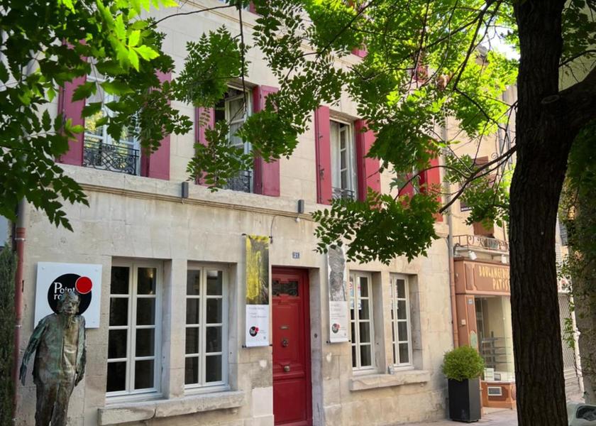 Provence-Alpes-Côte d'Azur St.-Rémy-de-Provence Exterior view