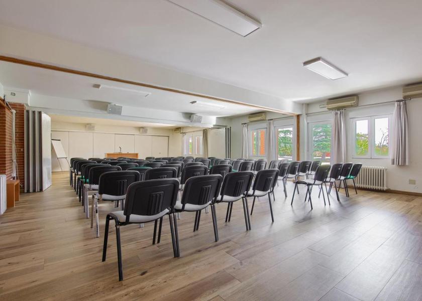 Community of Madrid Pozuelo de Alarcon Meeting room / ballrooms