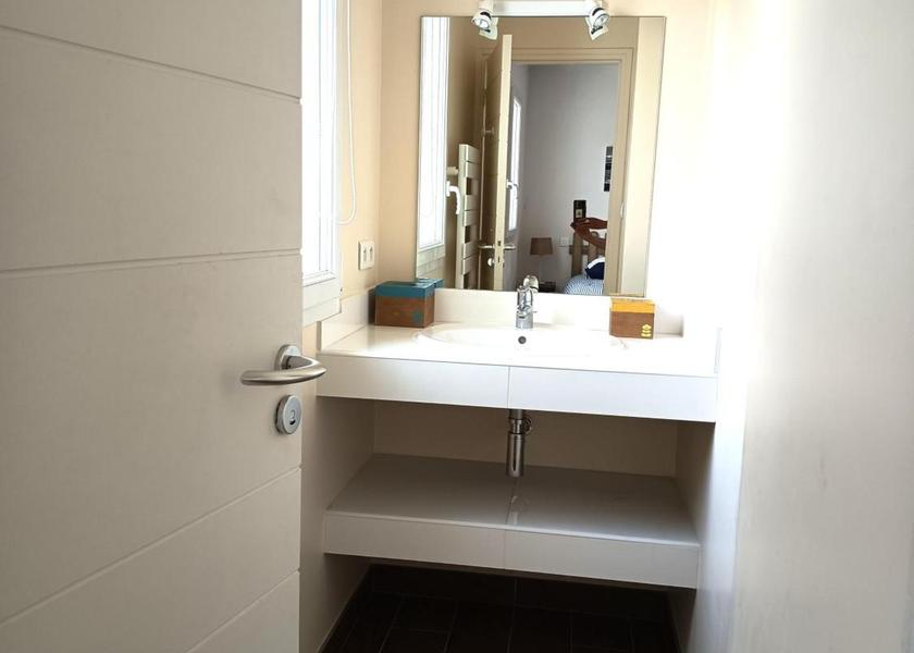Brittany Crach Double Room with Private Bathroom