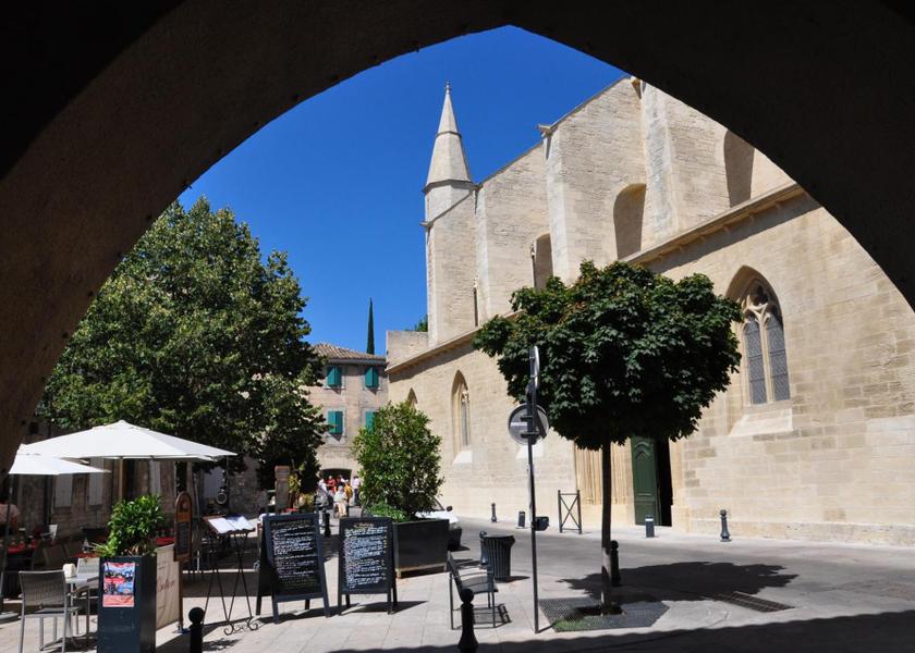 Occitanie Villeneuve-les-Avignon Nearby attraction