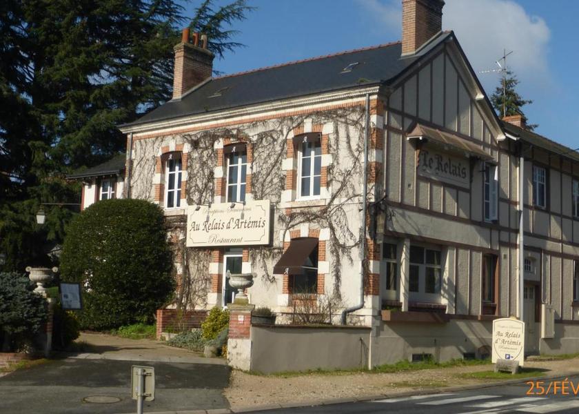 Centre-Loire Valley Bracieux Restaurant