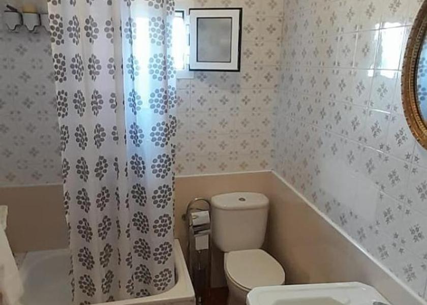 Galicia Palas de Rei Bathroom