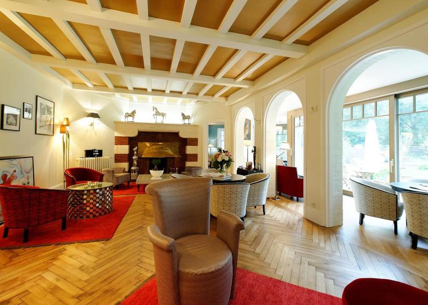 Hauts-de-France Le Touquet-Paris-Plage Shared lounge/TV area