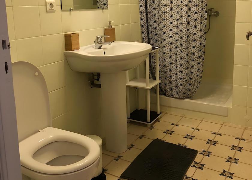 Corsica Bastia Appartement-Premium-SDB prive avec douche-Balcon